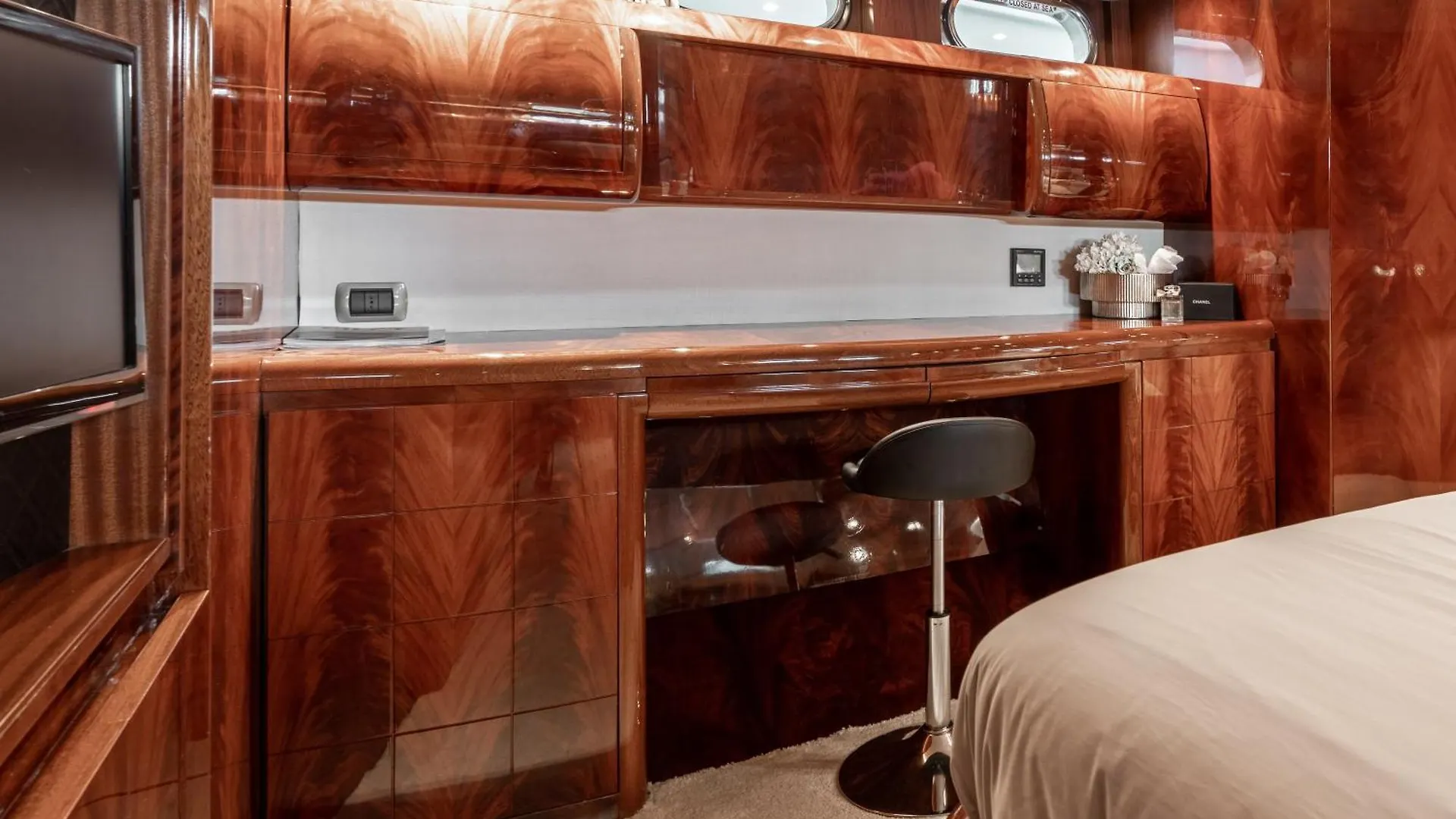 فندق Super Yacht Located In Puerto Banus ماربيا