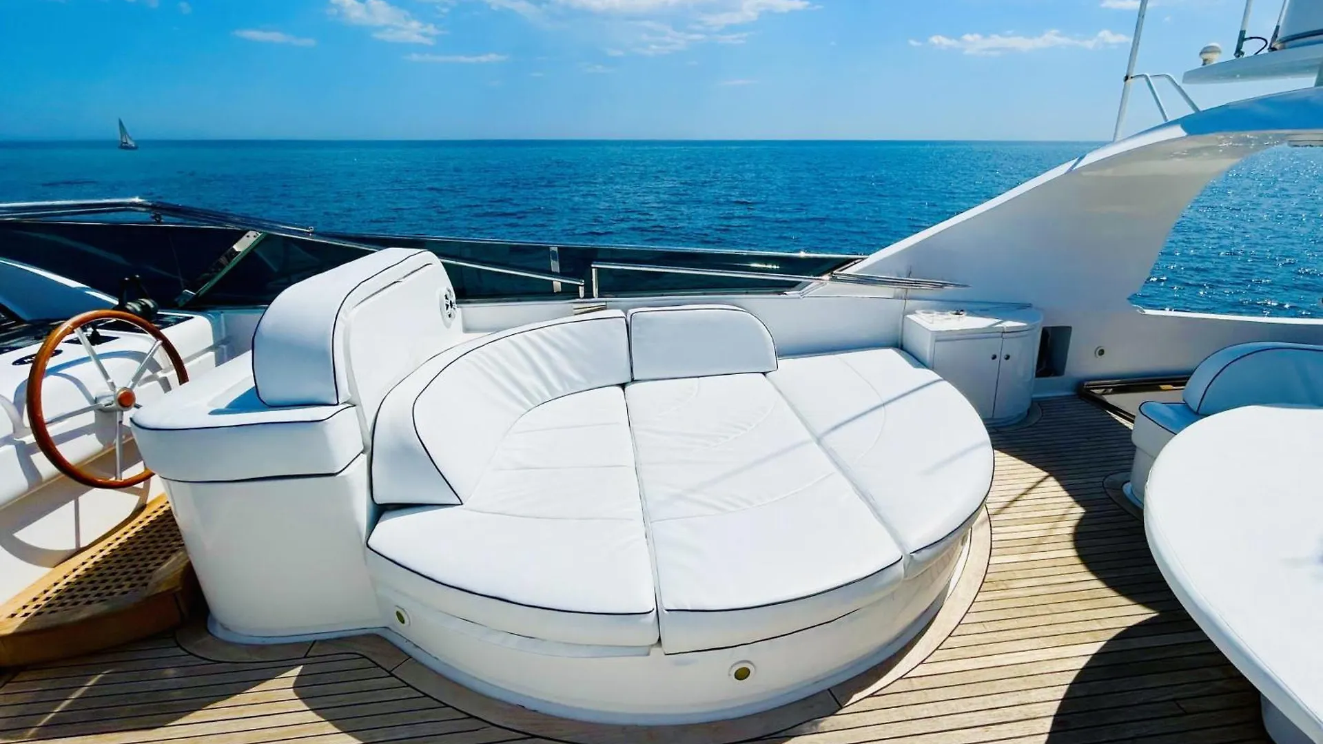 보트호텔 Super Yacht Located In Puerto Banus 호텔 마르베야
